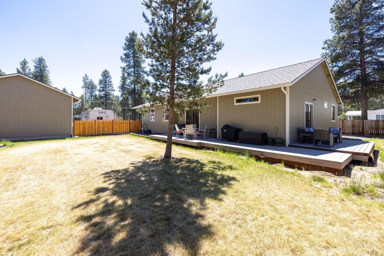 Photo of 16180 Sparks Drive 31 of 34