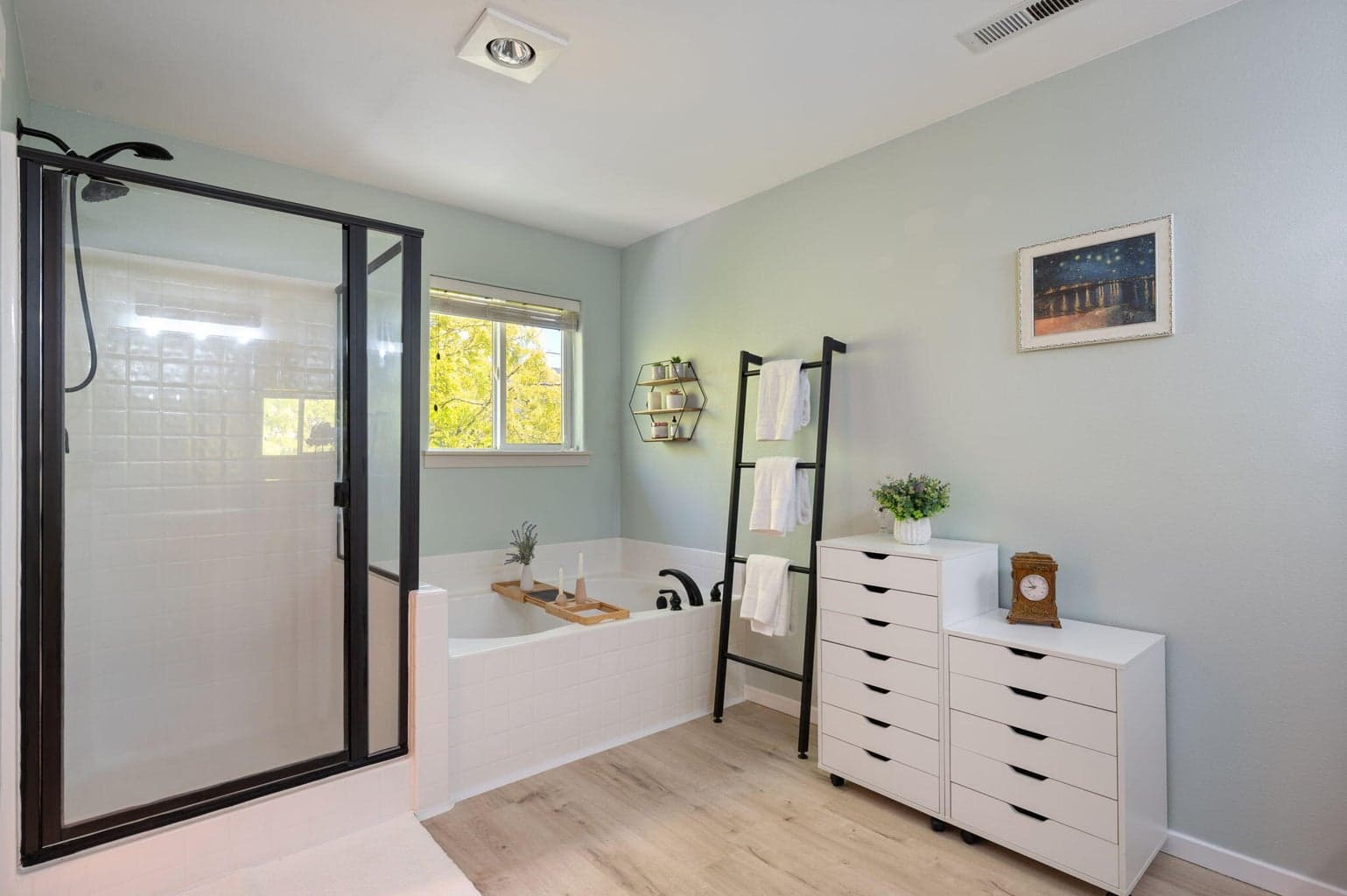 Photo of 2254 NE Arapahoe Court 24 of 42