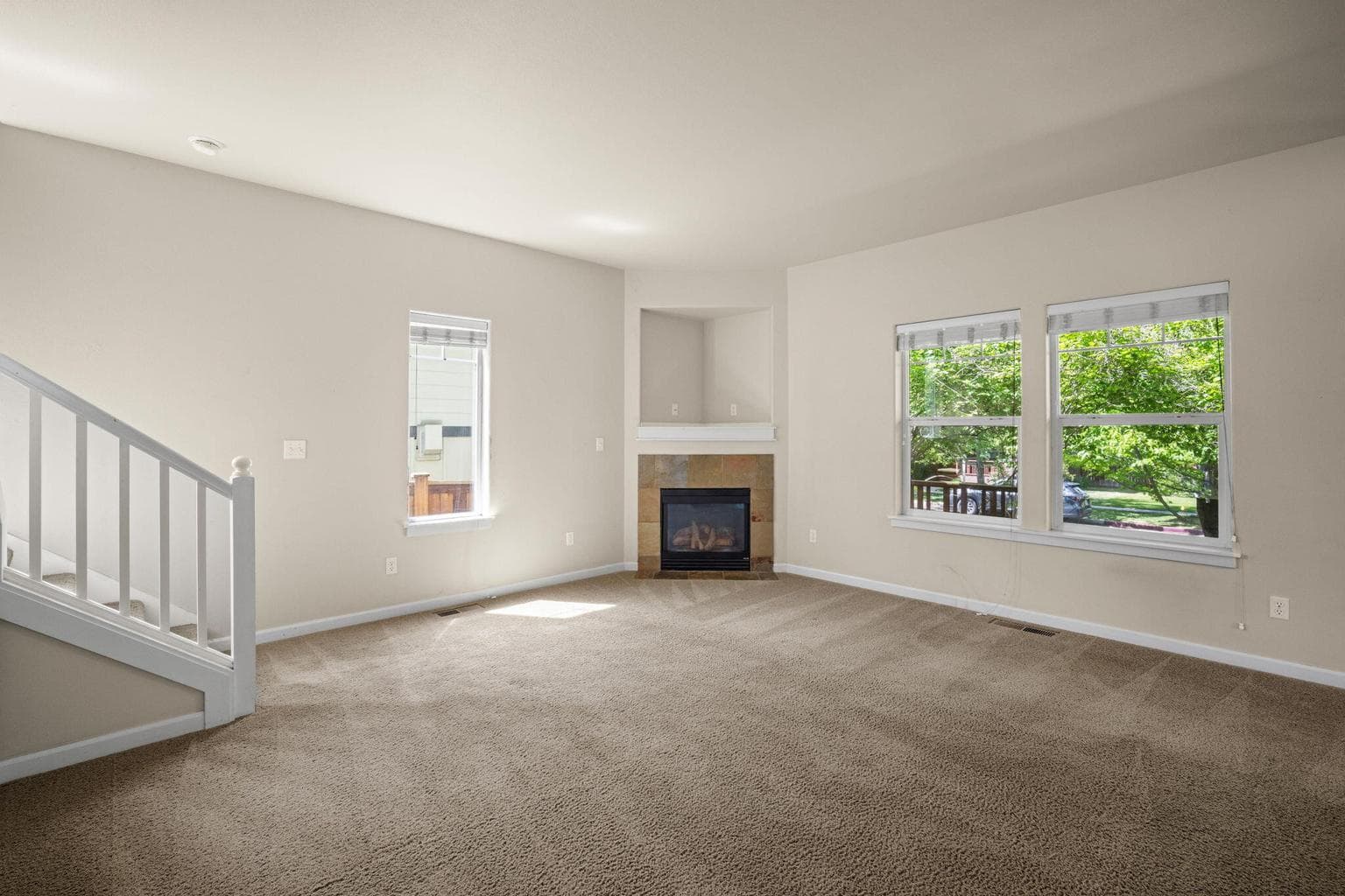 Living Room 4
