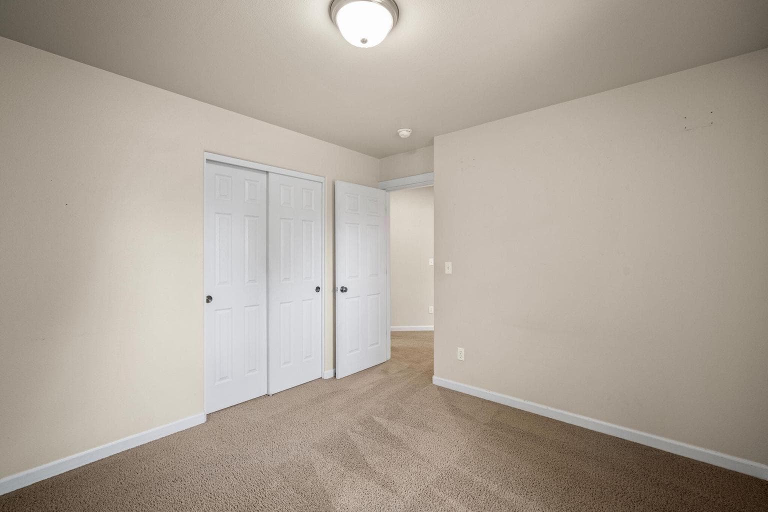 Bedroom 2-2