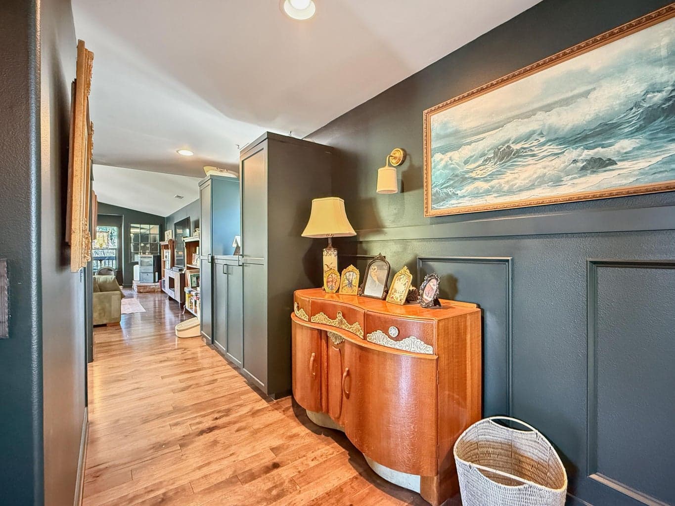 Photo of 255 S Larch Street 9 of 34