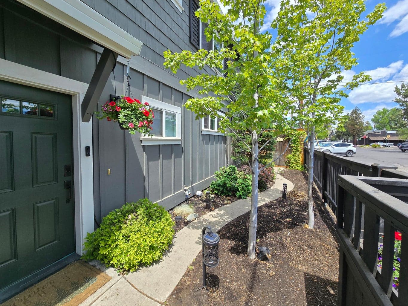 Photo of 255 S Larch Street 28 of 34
