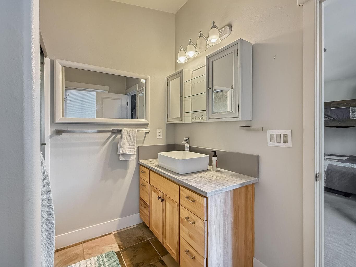 Photo of 255 S Larch Street 21 of 34
