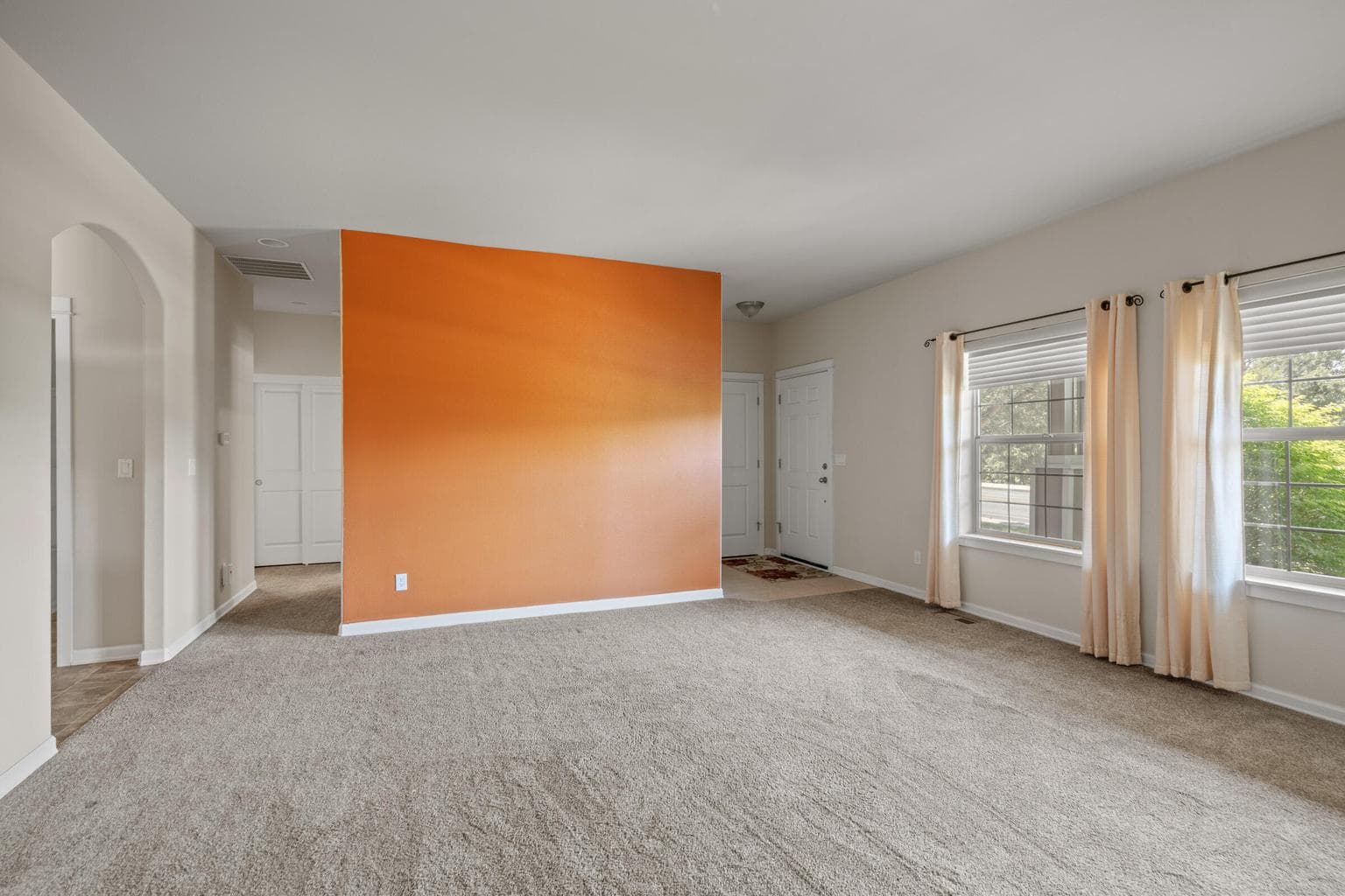 Photo of 1340 NW 19th Street 10 of 40
