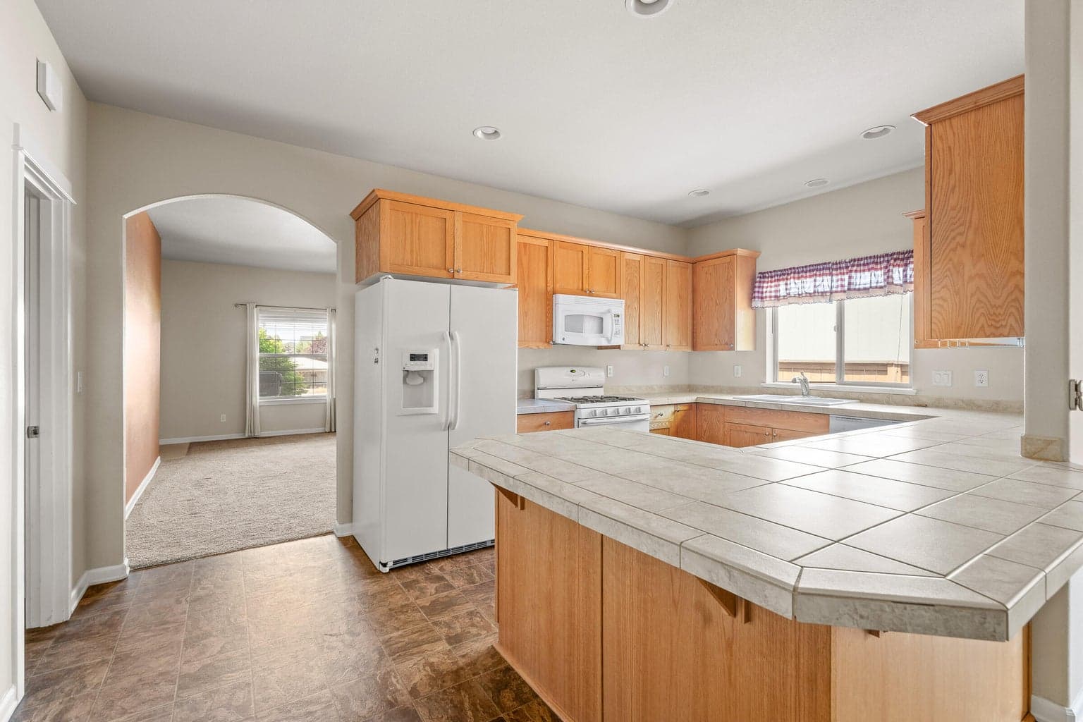 Photo of 1340 NW 19th Street 12 of 40