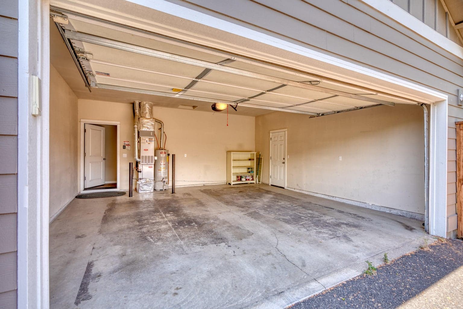 Photo of 1340 NW 19th Street 31 of 40