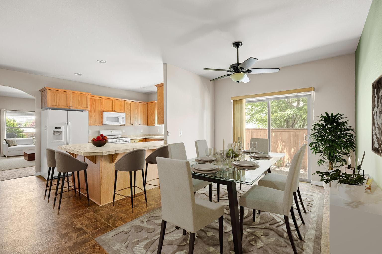 Photo of 1340 NW 19th Street 17 of 40