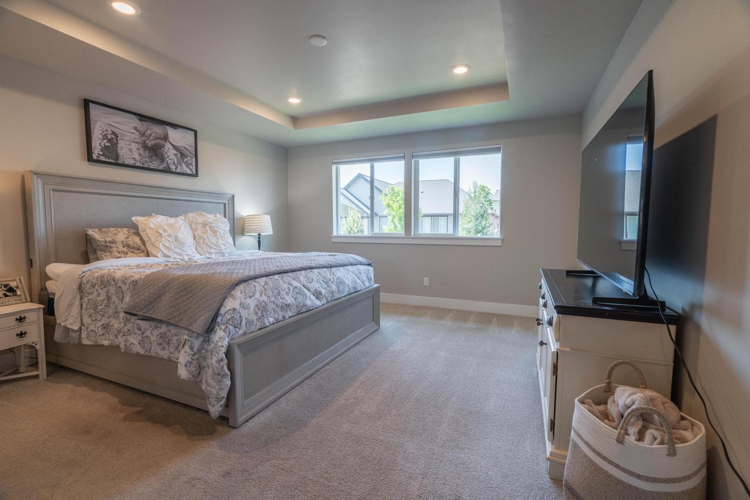 Photo of 1144 NE Henry Drive 16 of 40
