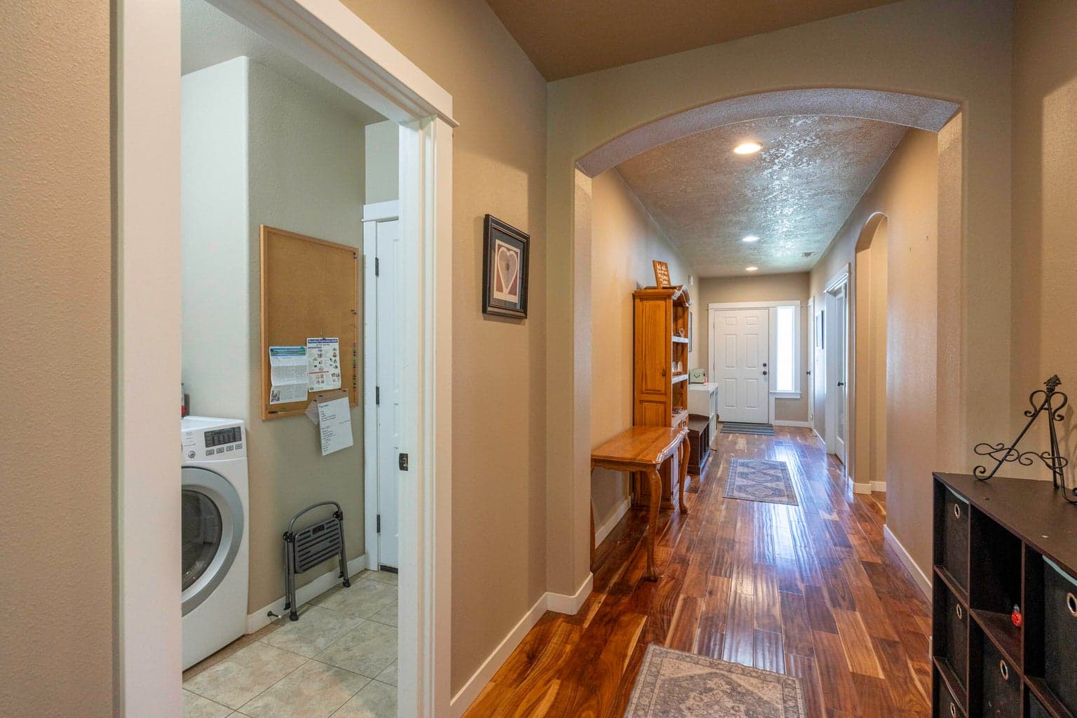 Photo of 460 N Trinity Way 14 of 32