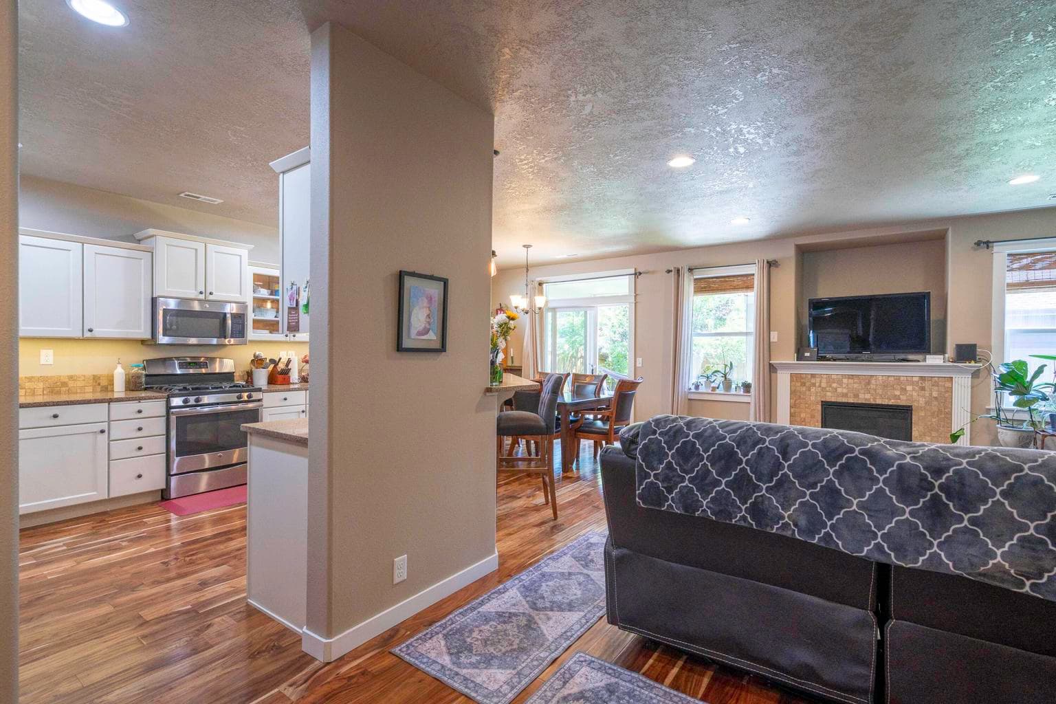 Photo of 460 Trinity 5 of 32