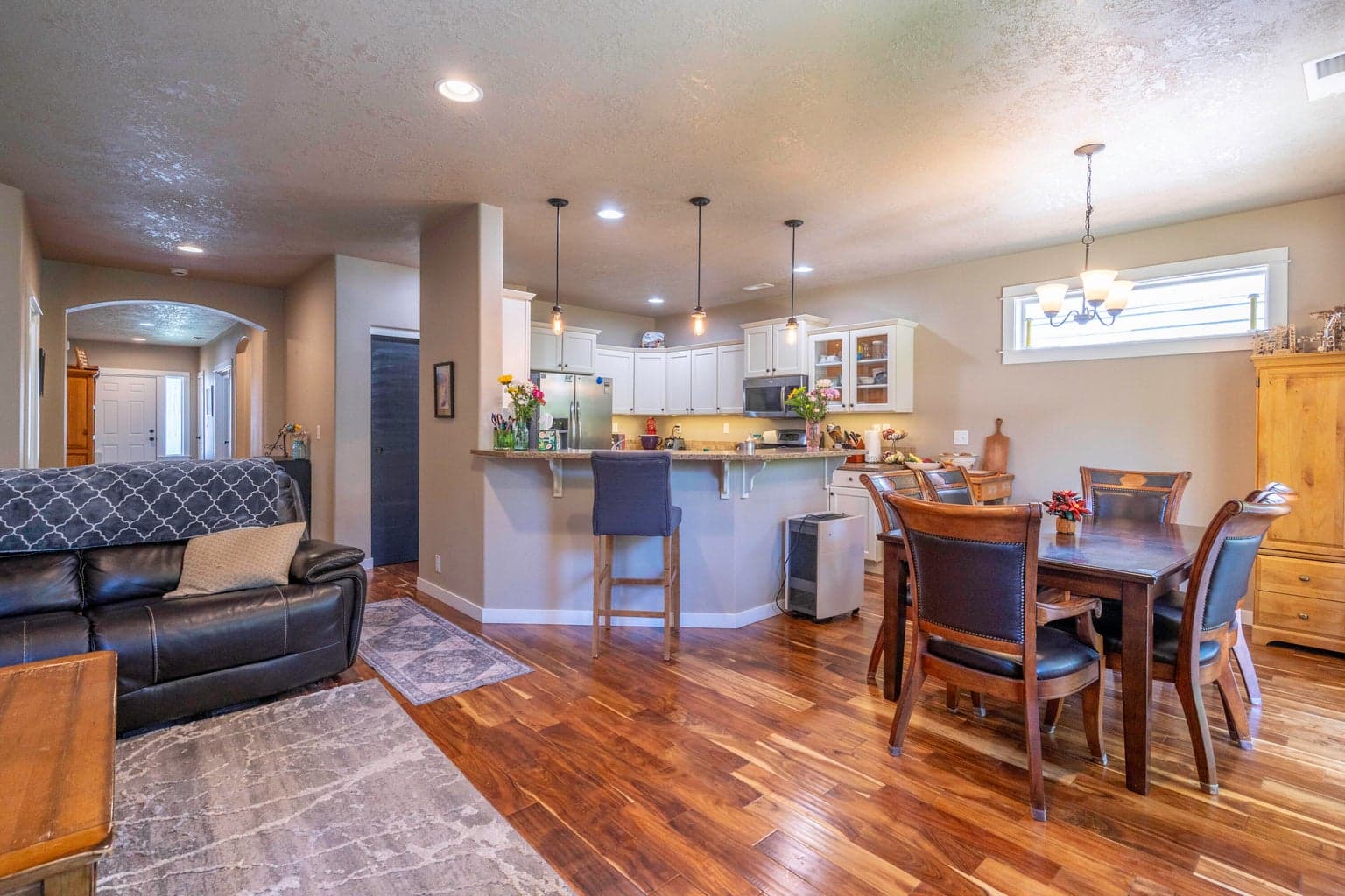 Photo of 460 Trinity 6 of 32