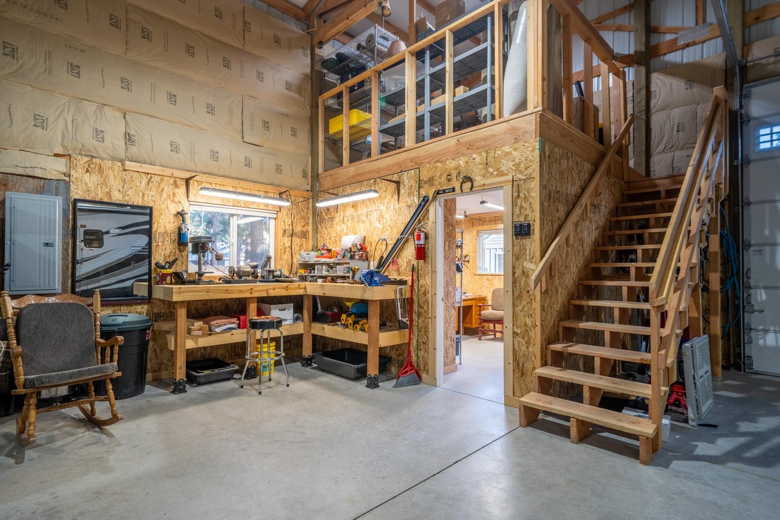 Photo of 15876 Sunrise Boulevard 40 of 51