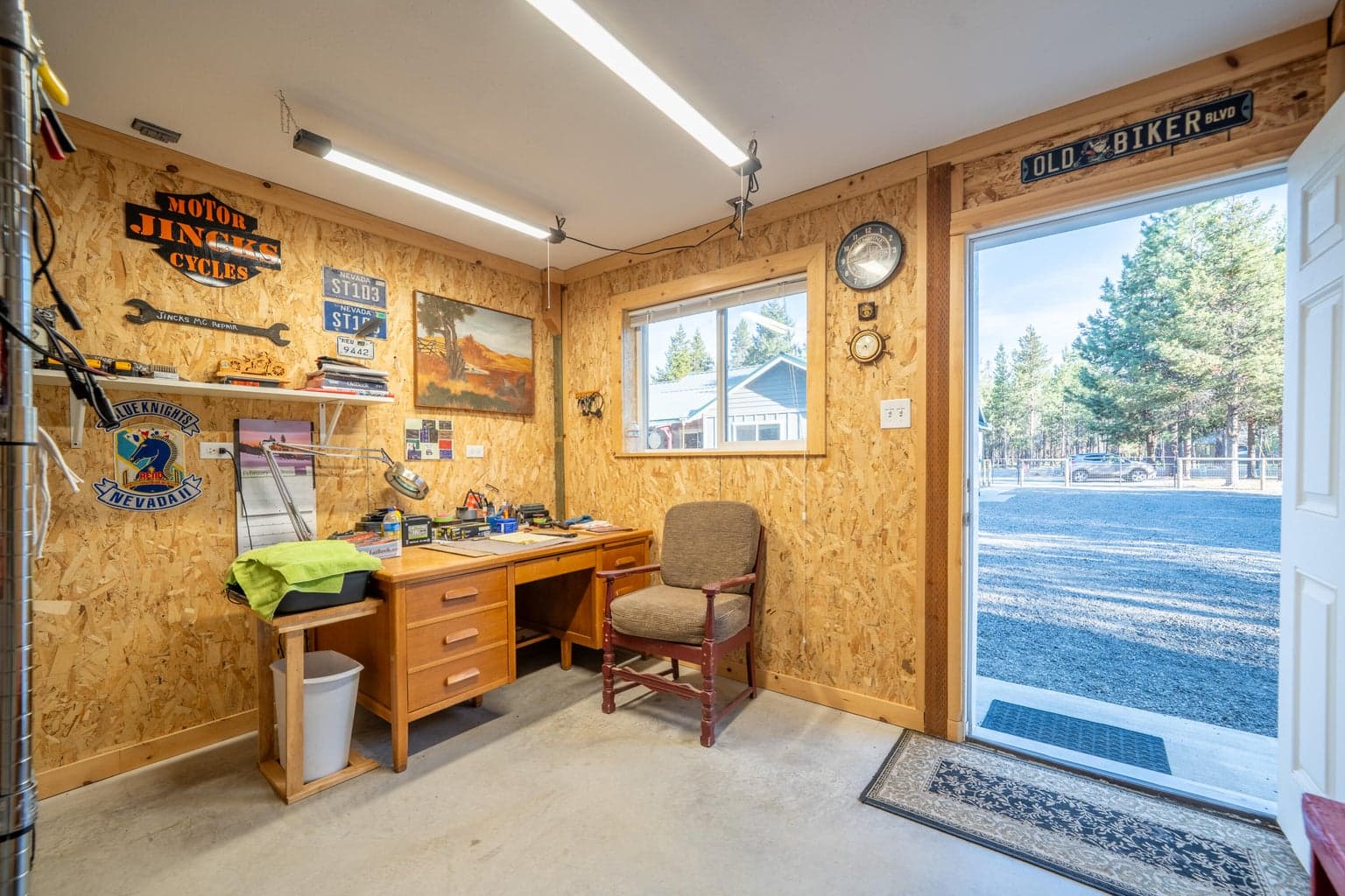 Photo of 15876 Sunrise Boulevard 41 of 51