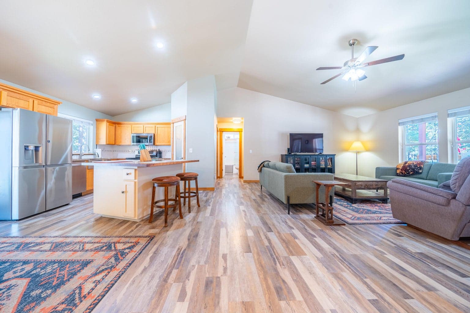 Photo of 15876 Sunrise Boulevard 7 of 51