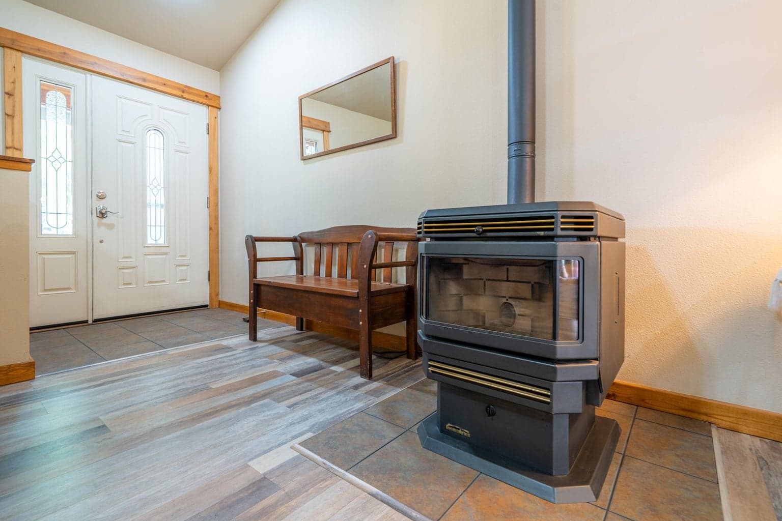 Photo of 15876 Sunrise Boulevard 18 of 51
