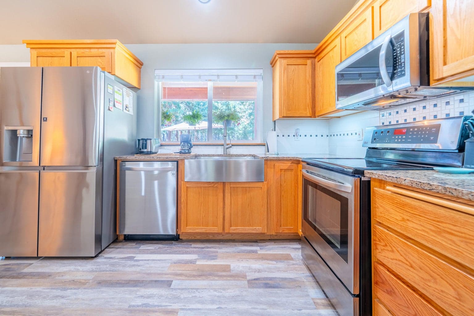 Photo of 15876 Sunrise Boulevard 12 of 51