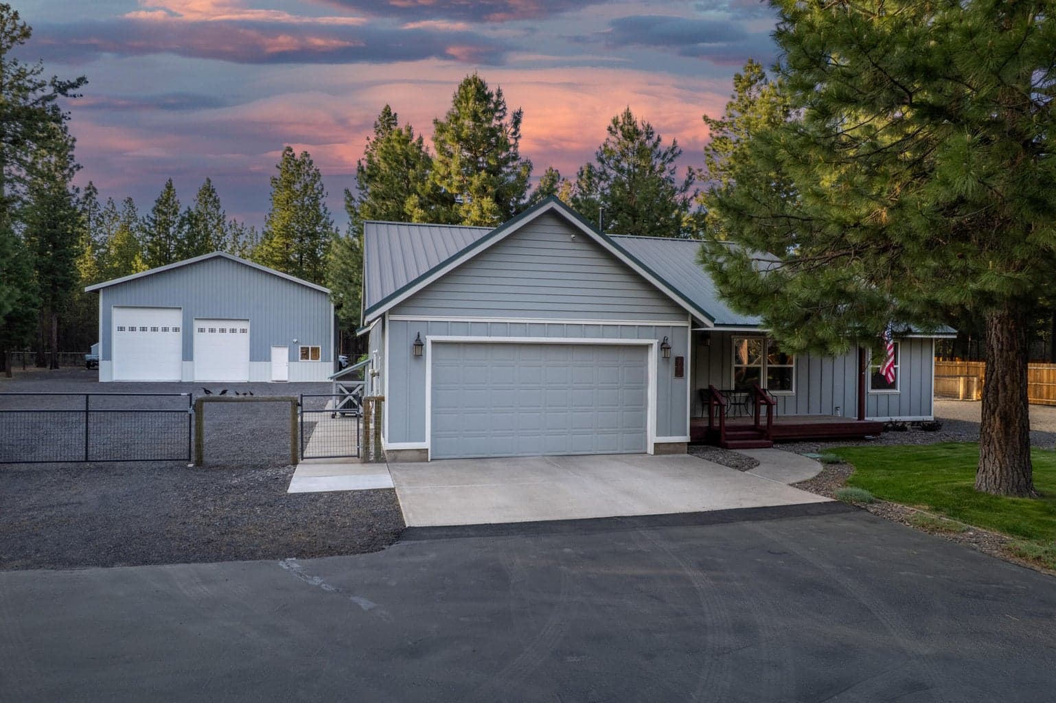 Photo of 15876 Sunrise Boulevard 1 of 51