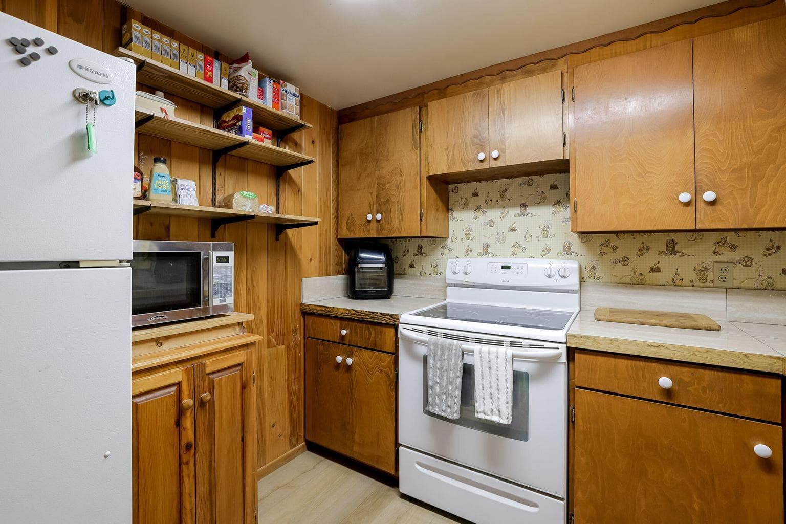 Photo of 51345 Riverland Avenue 9 of 38
