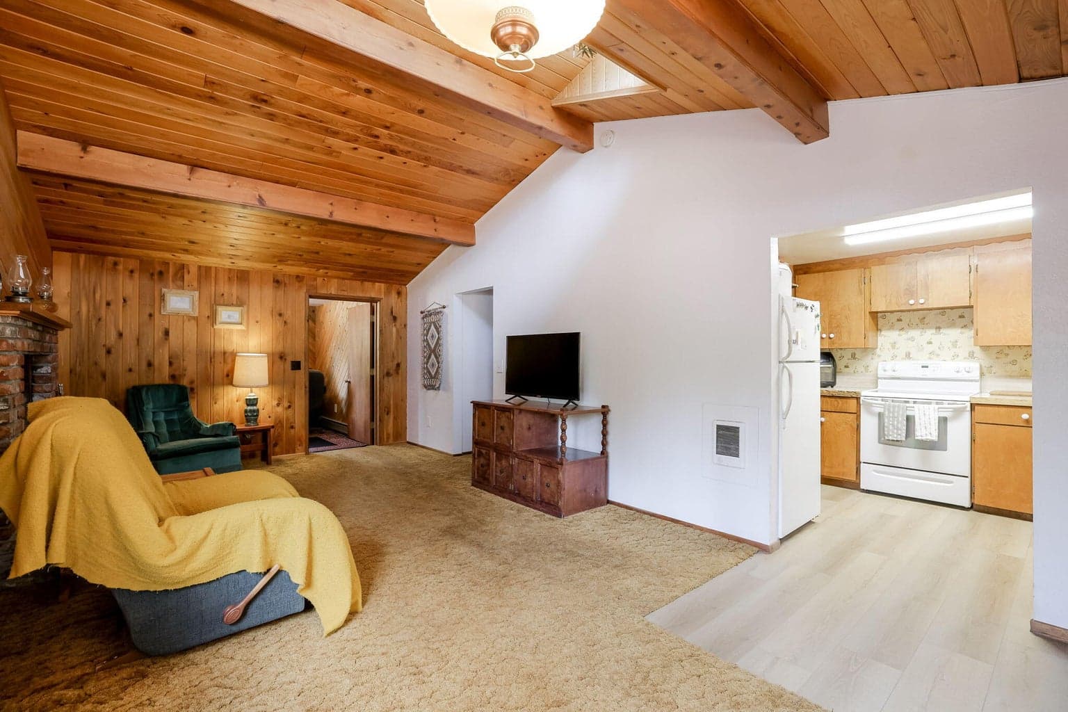 Photo of 51345 Riverland Avenue 5 of 38