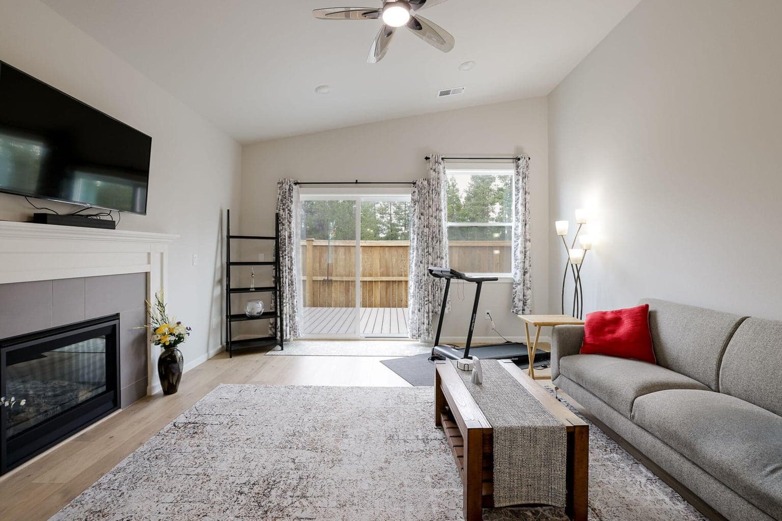 Photo of 16666 Pine Creek Drive 10 of 25