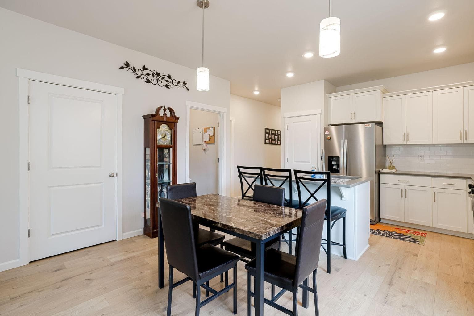 Photo of 16666 Pine Creek Drive 3 of 25