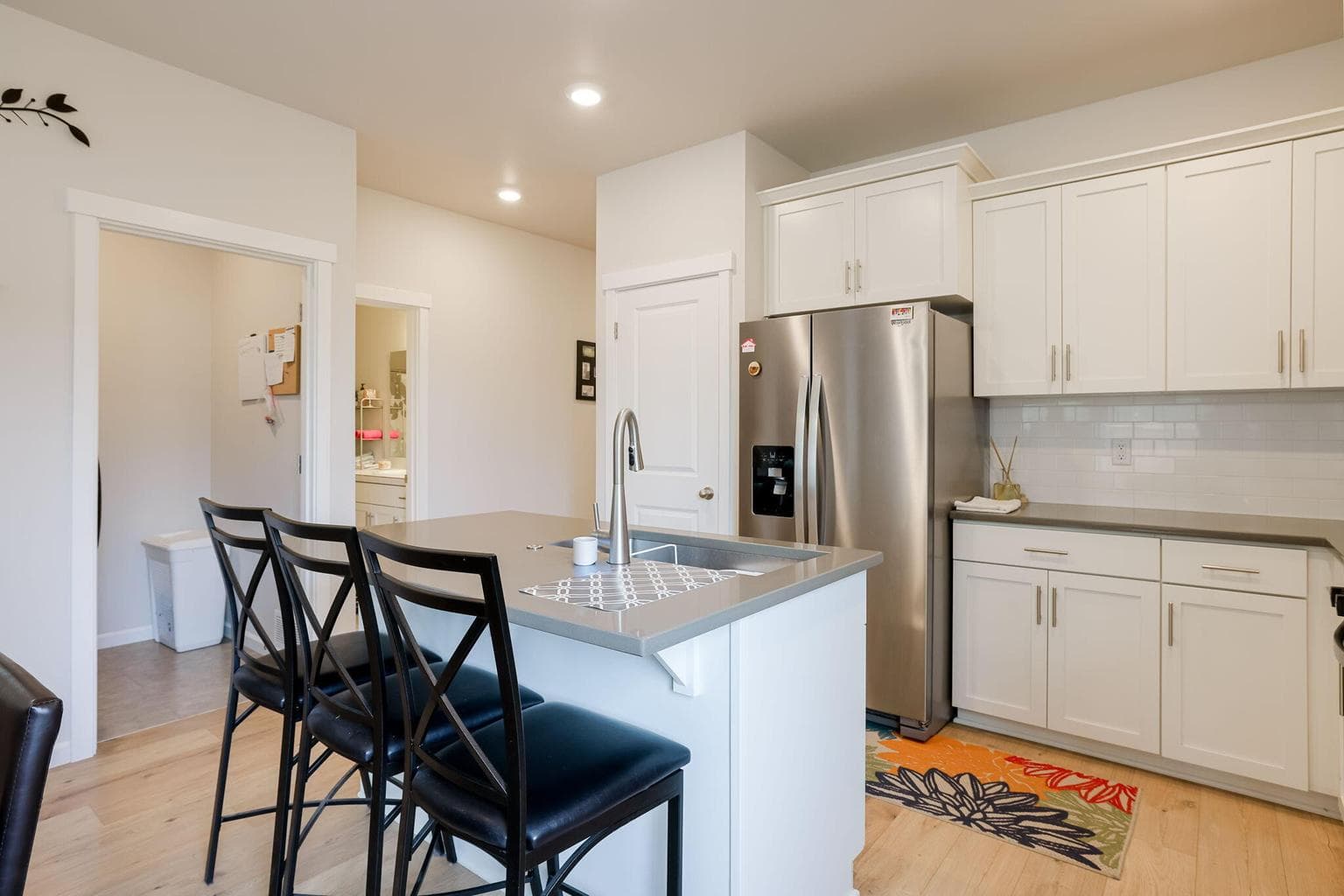 Photo of 16666 Pine Creek Drive 5 of 25