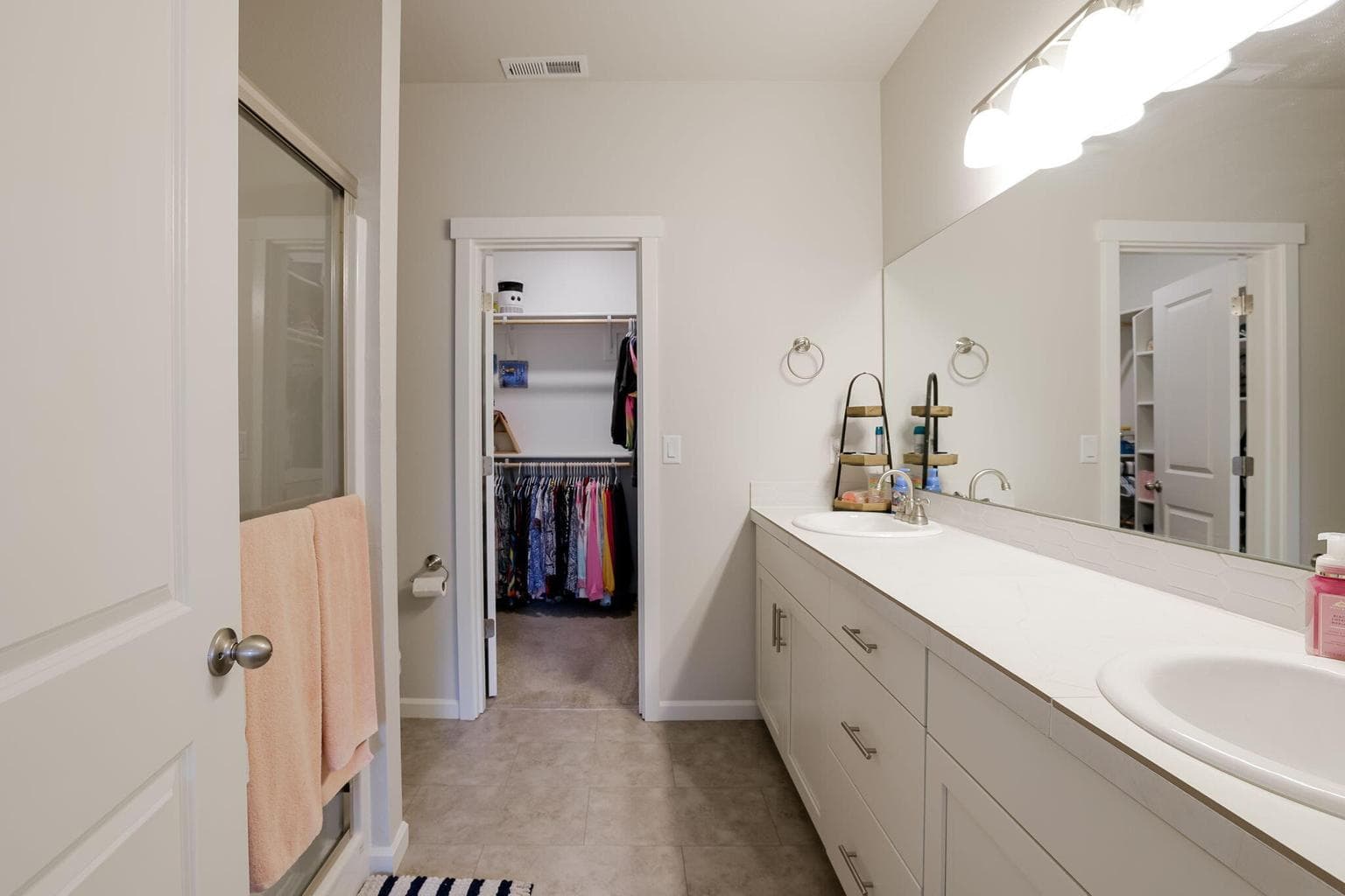 Photo of 16666 Pine Creek Drive 15 of 25