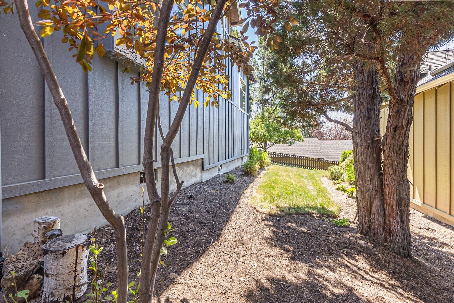 Photo of 1940 NW Monterey Pines Drive 33 of 40