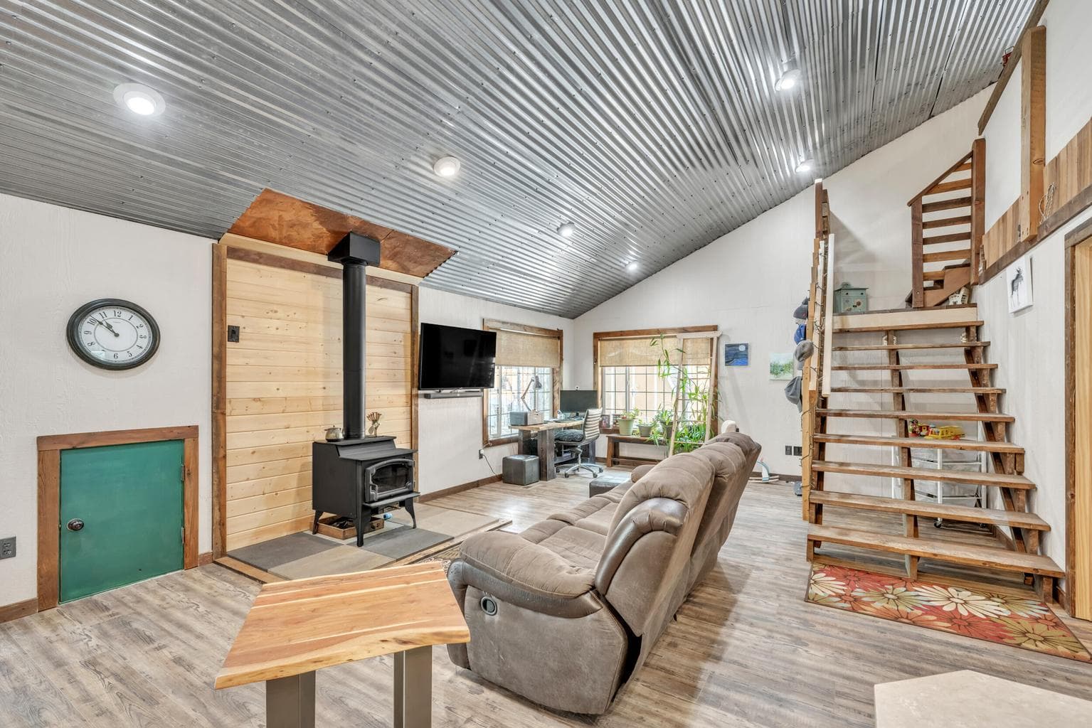 Photo of 15408 Ponderosa 3 of 45