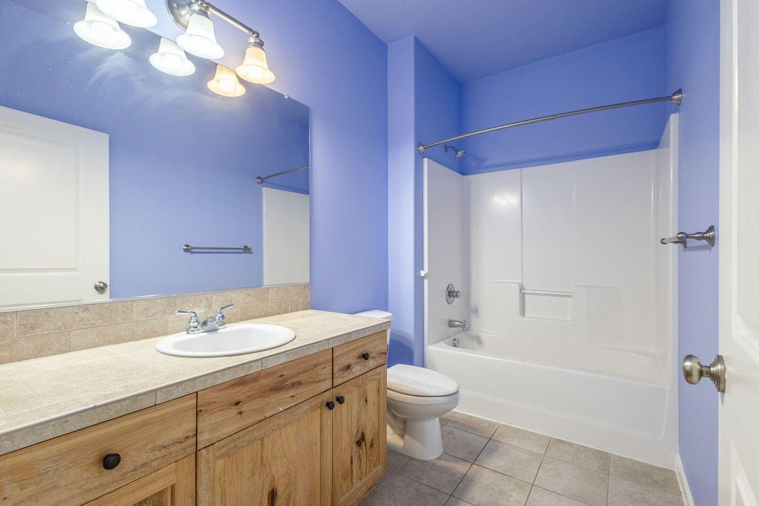 Photo of 1156 NE Steins Pillar Drive 14 of 43