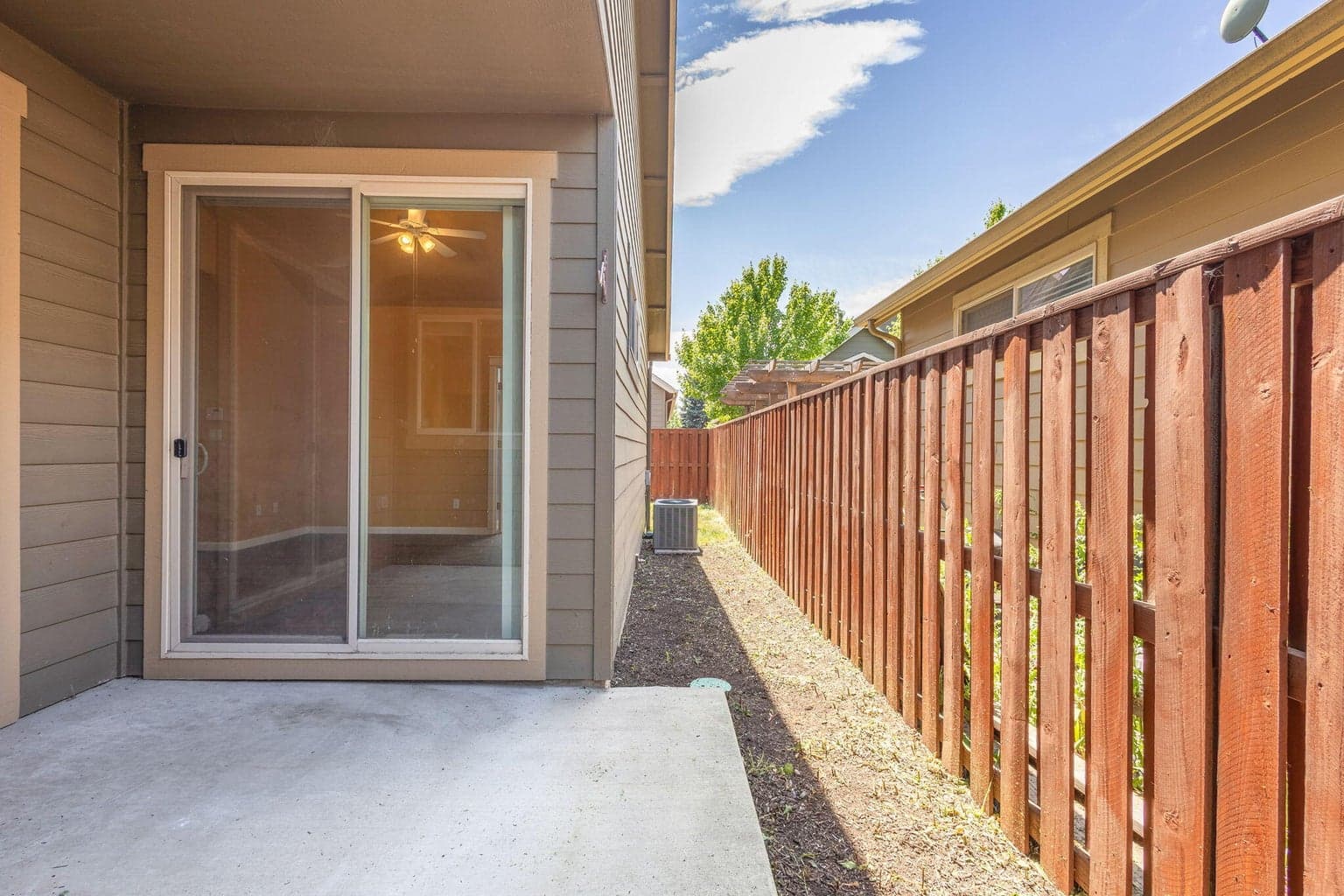 Photo of 1156 NE Steins Pillar Drive 30 of 43