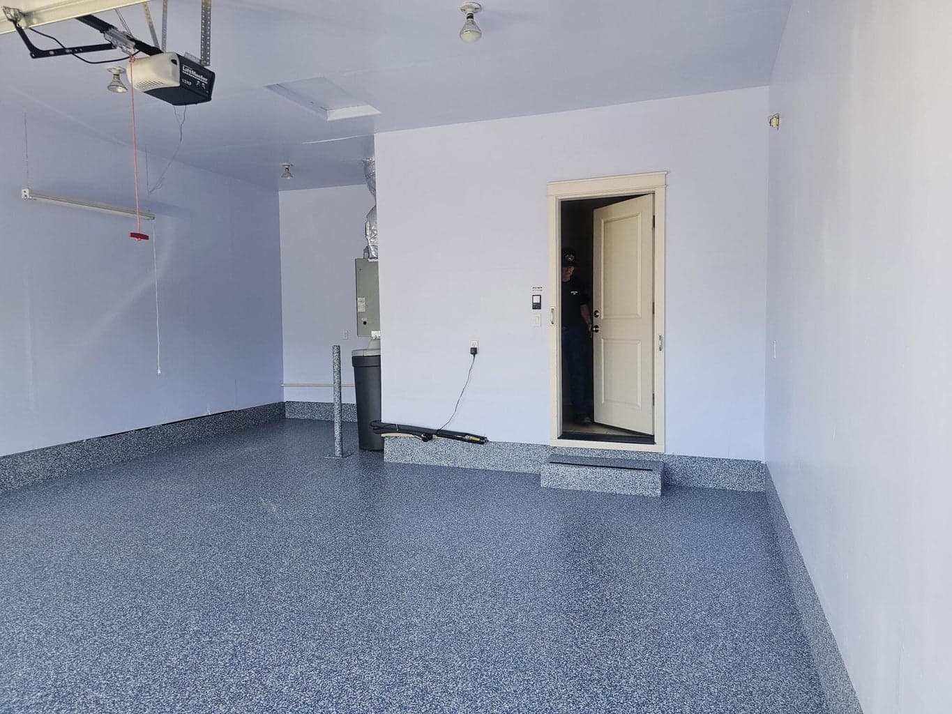 Photo of 1156 NE Steins Pillar Drive 35 of 43