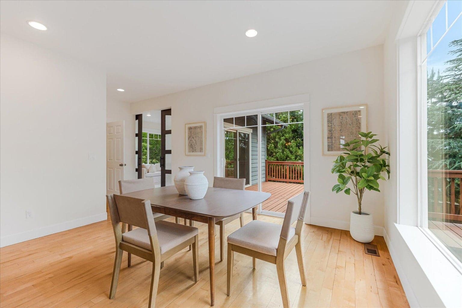 Photo of 578 NW Greyhawk Avenue 15 of 47