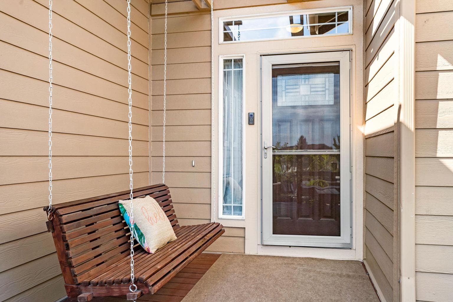 Front Entry w/ Porch