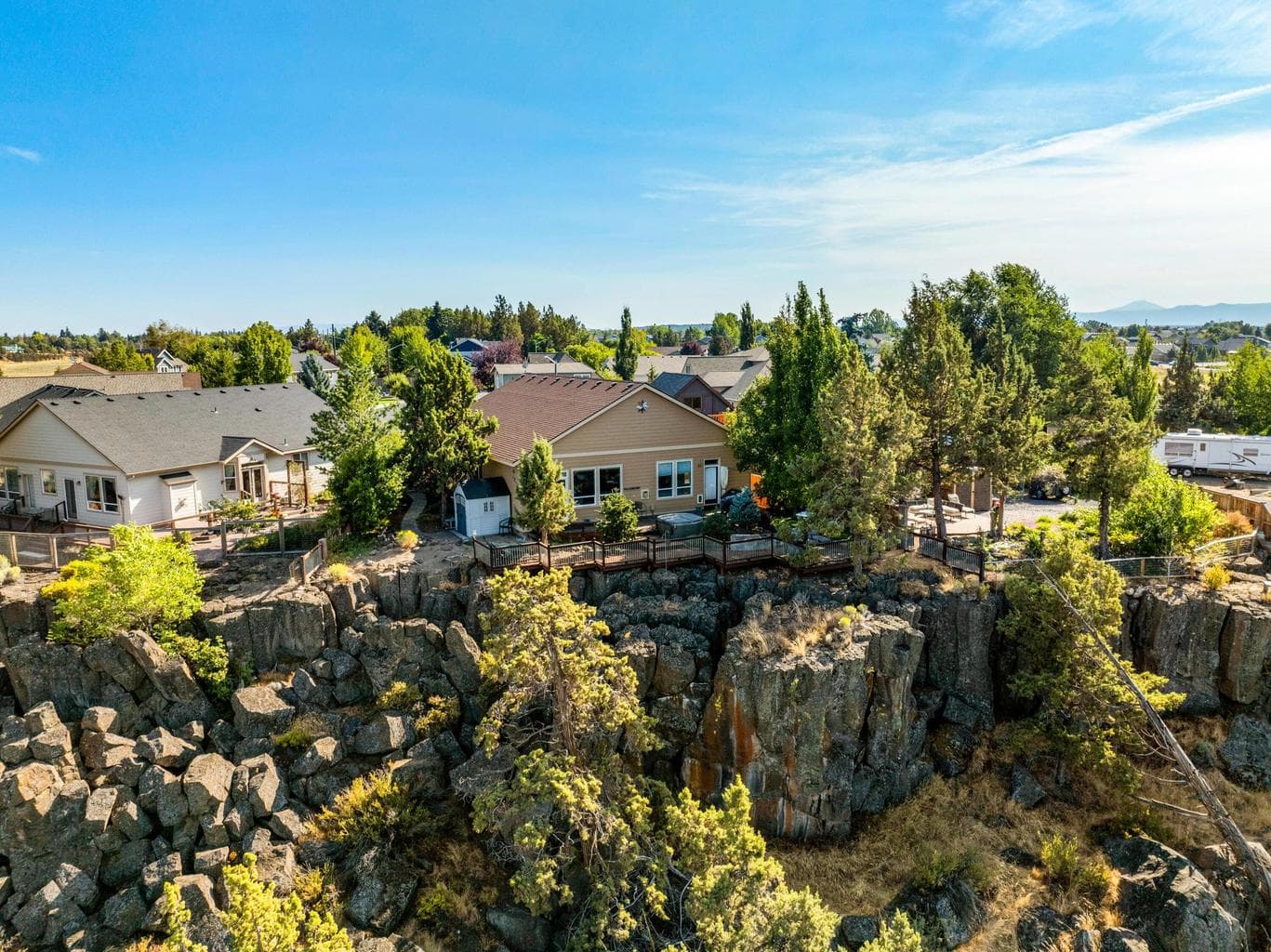 Photo of 1736 NW Rimrock Court 46 of 53