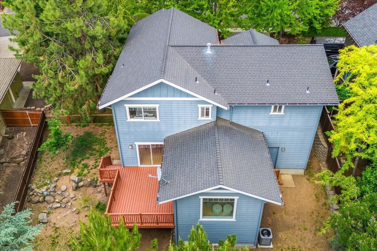 Photo of 578 NW Greyhawk Avenue 43 of 47