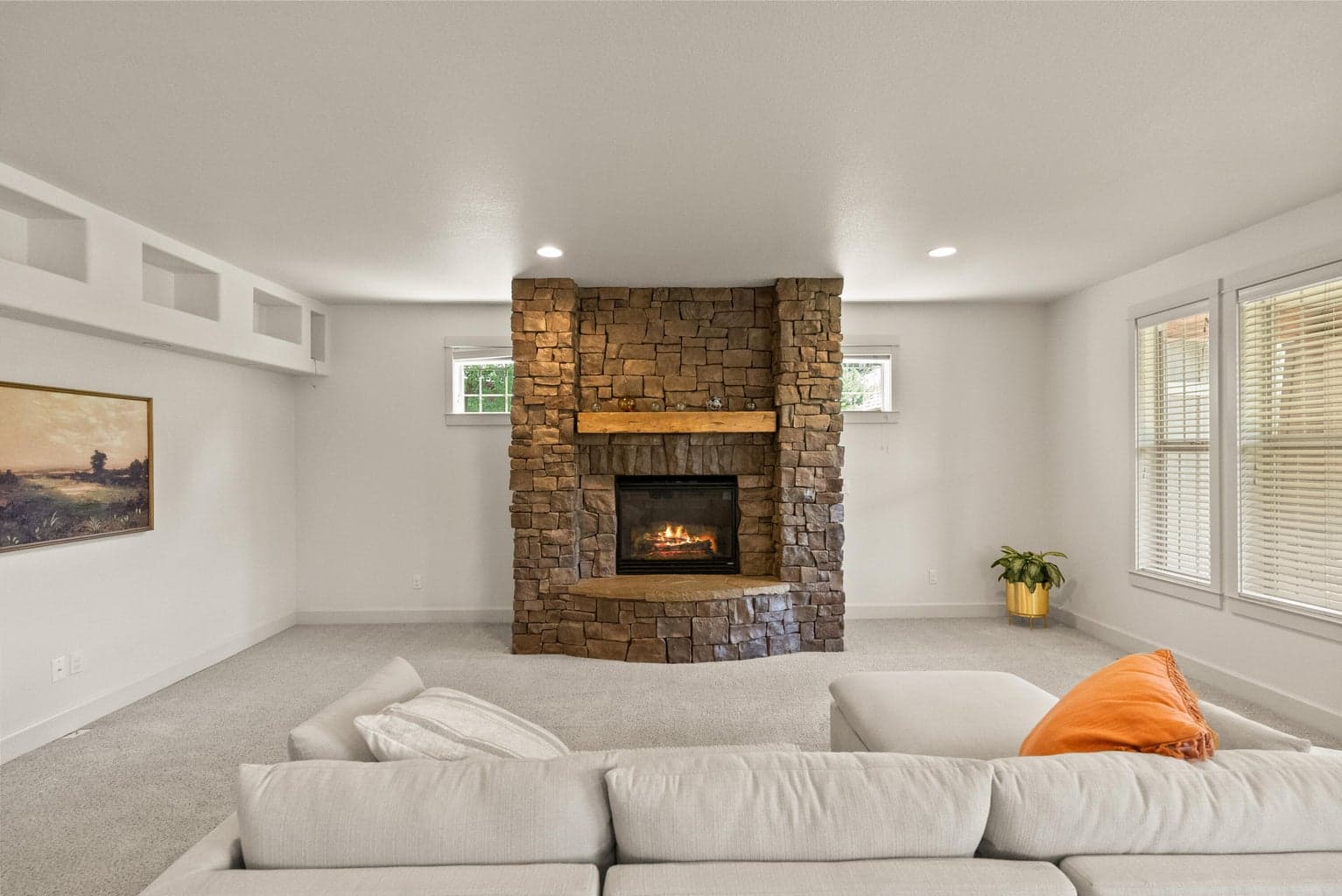 Photo of 2287 NW Meadow Court 9 of 57