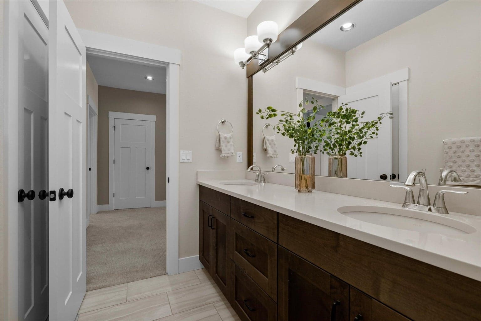 Photo of 62737 NW Mehama Drive 34 of 49