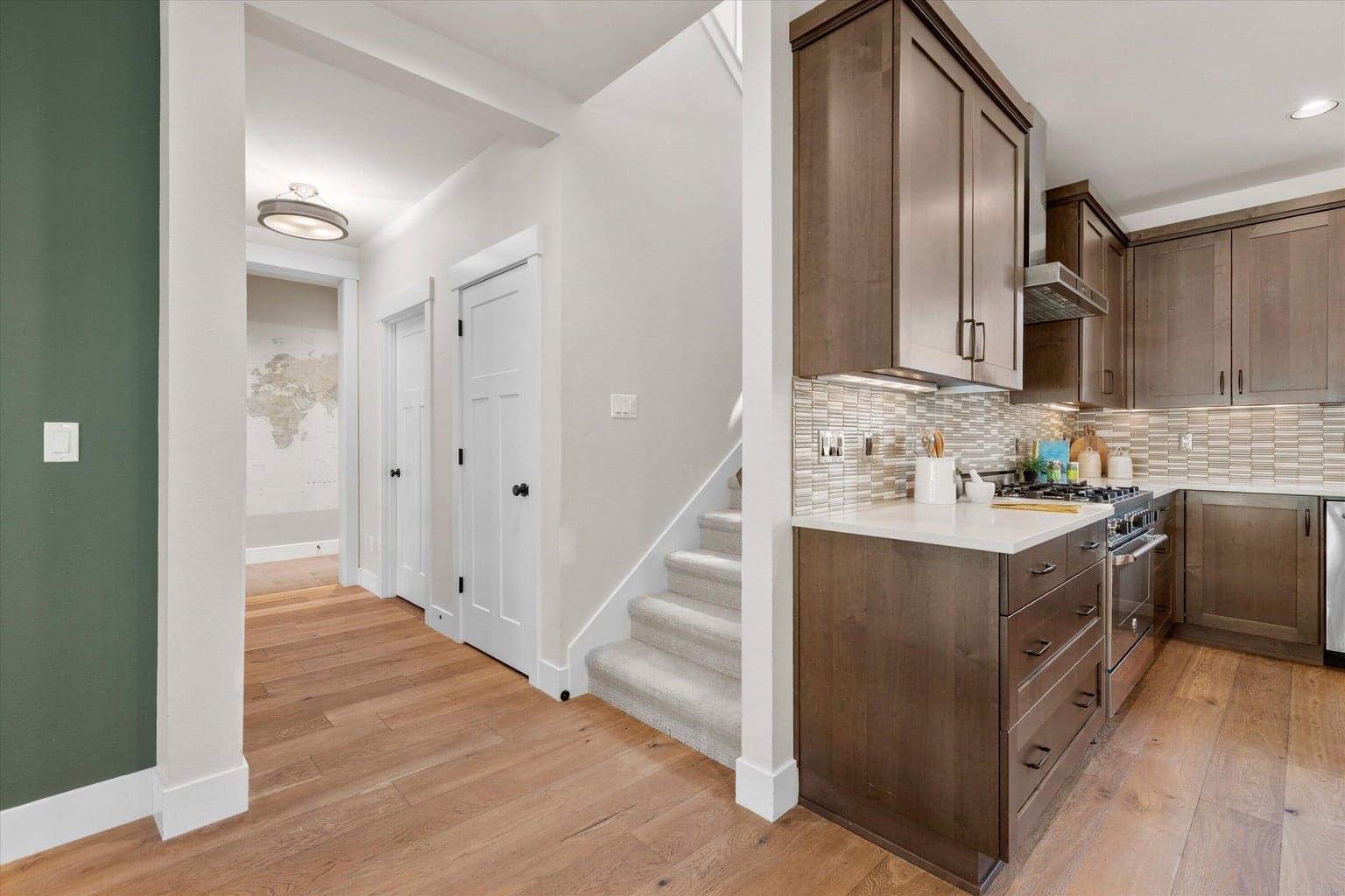 Photo of 62737 NW Mehama Drive 18 of 49