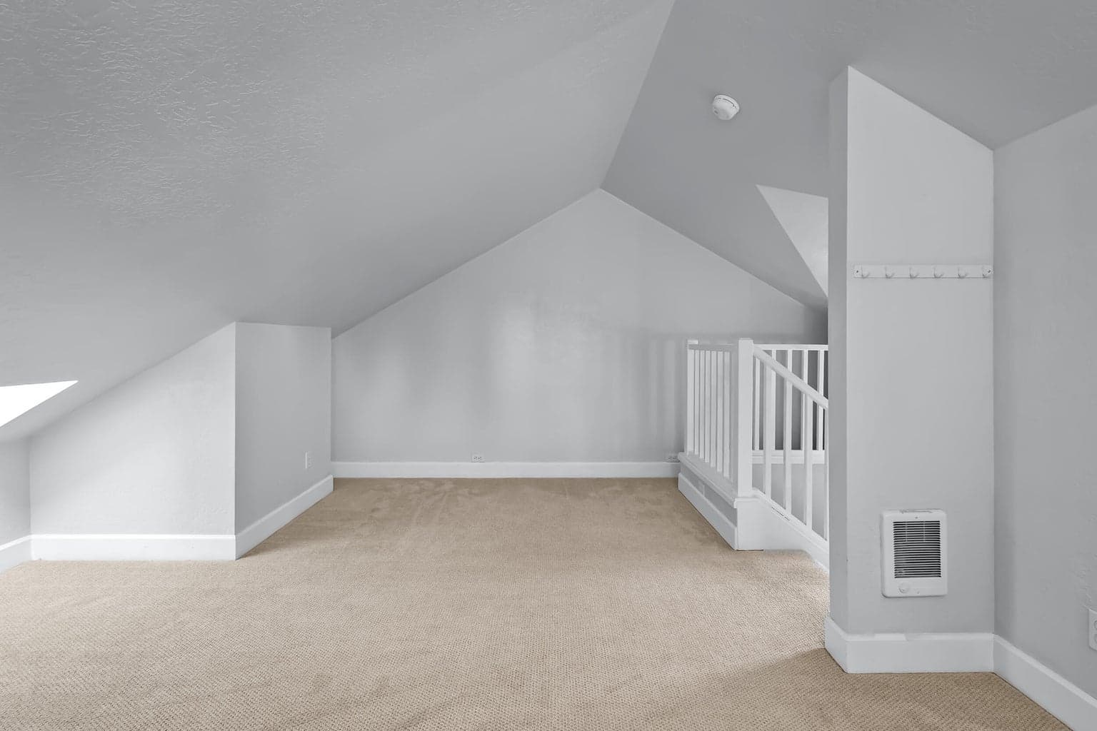 Photo of 1940 NW Monterey Pines Drive 29 of 40