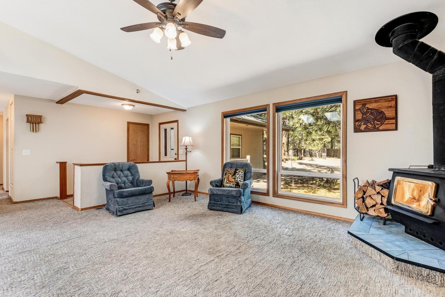 Photo of 15777 Sheila Way 4 of 41