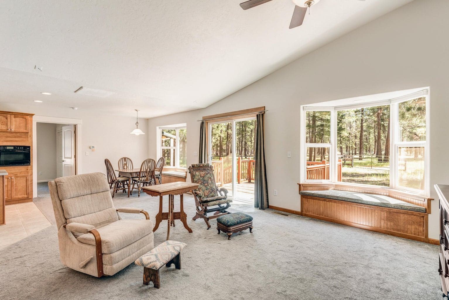 Photo of 15777 Sheila Way 23 of 41