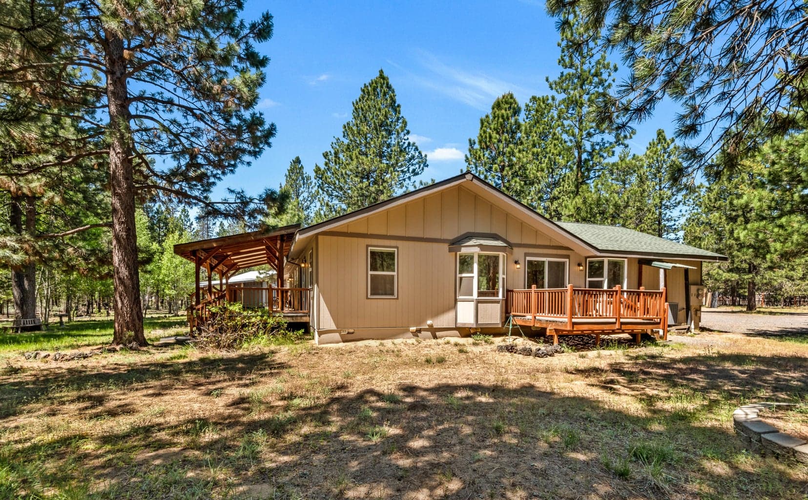 Photo of 15777 Sheila Way 31 of 41