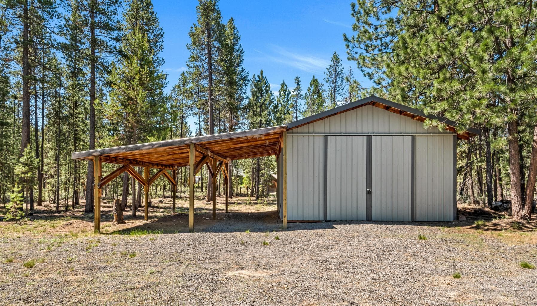 Photo of 15777 Sheila Way 32 of 41