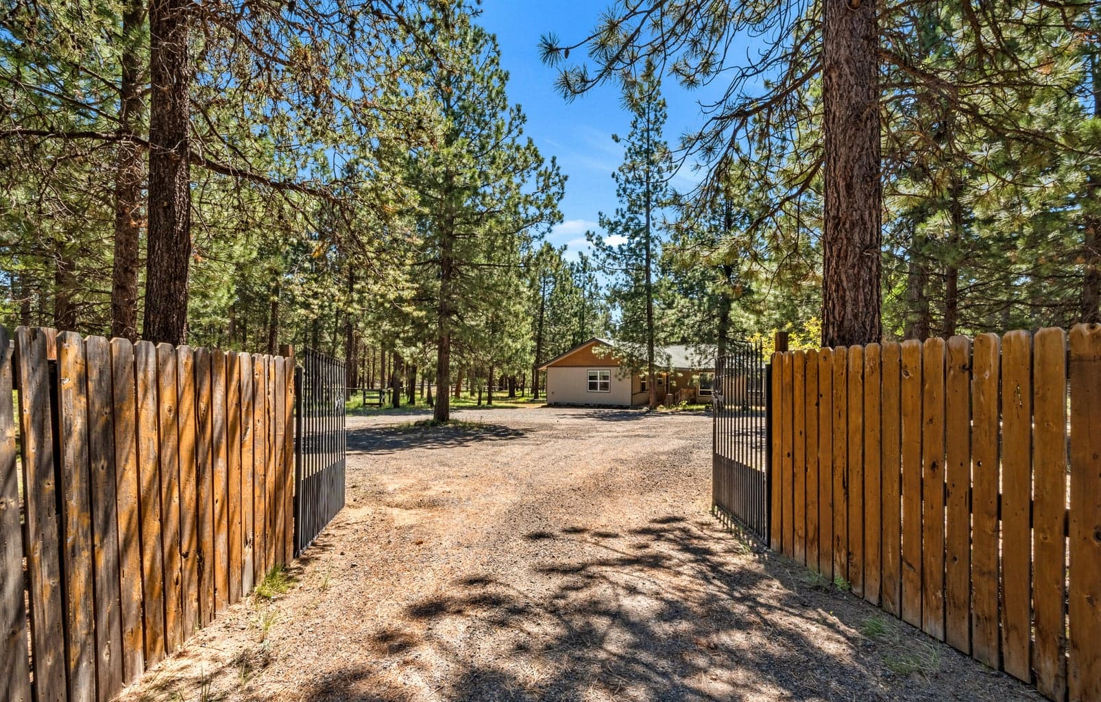 Photo of 15777 Sheila Way 39 of 41