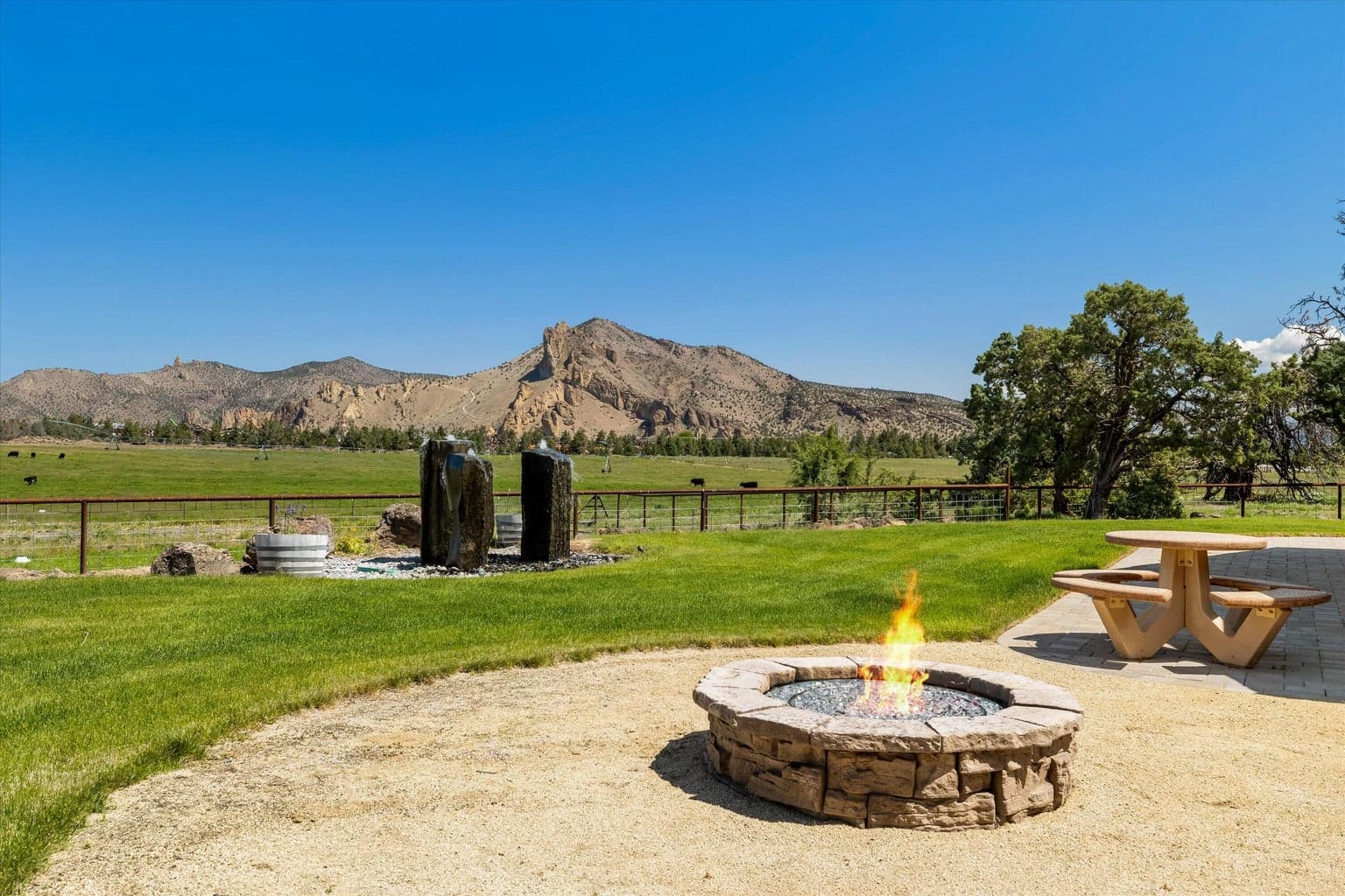 Propane fire pit