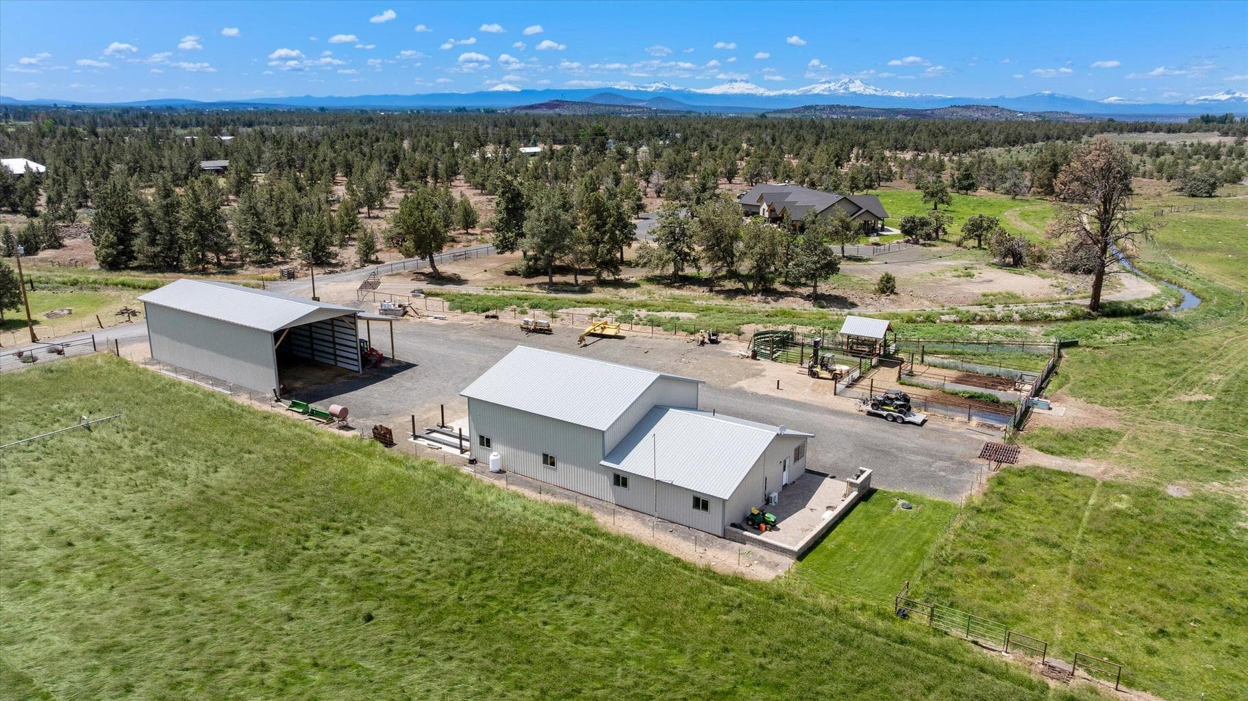 Shop & Hay barn