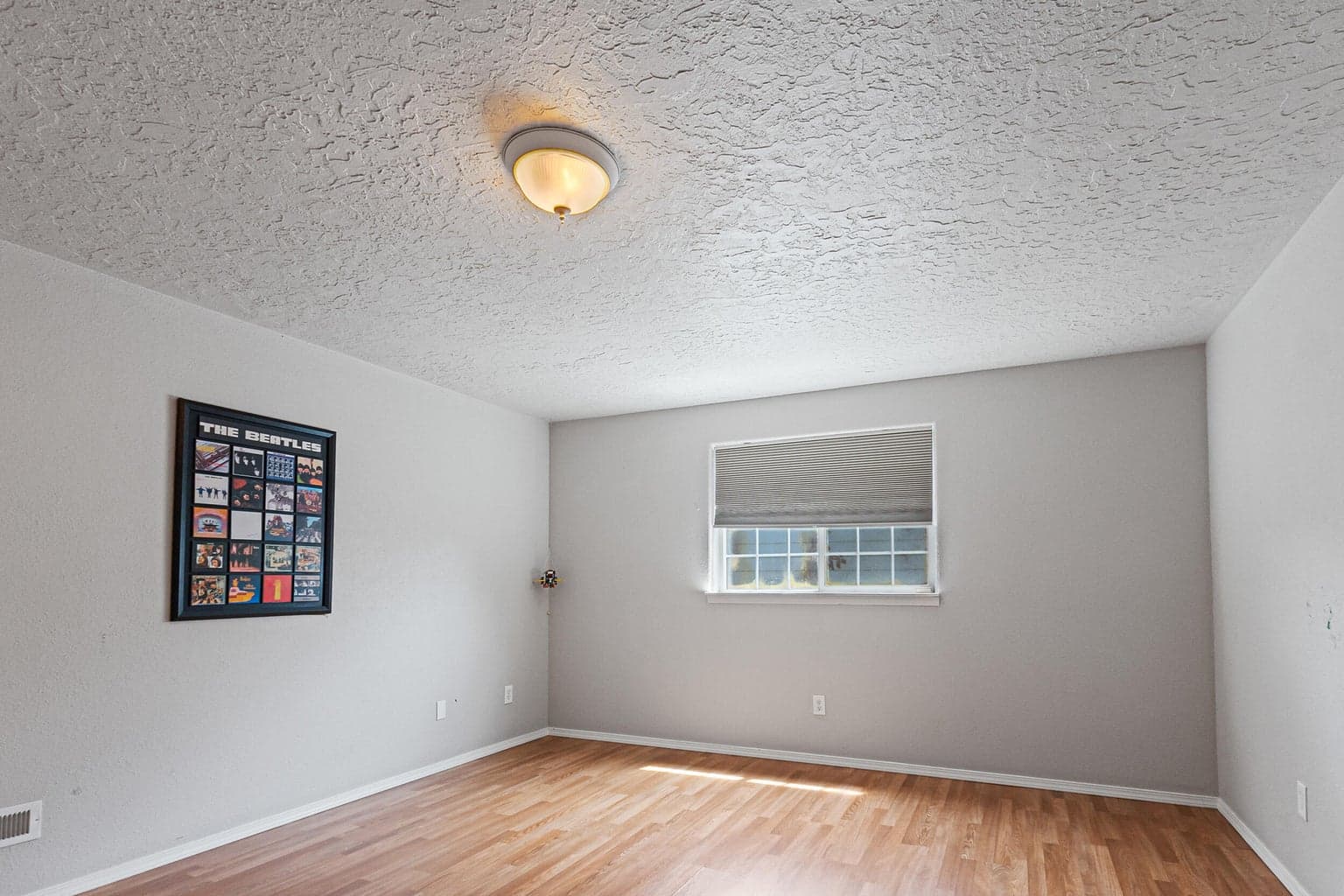 Photo of 2459 NW 22nd Street 24 of 41