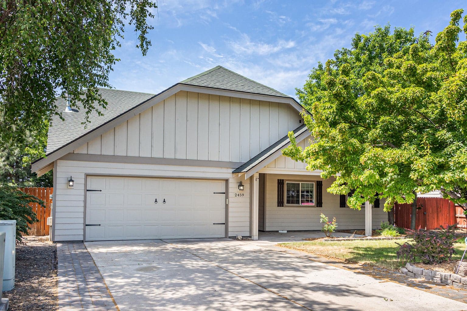 Photo of 2459 22nd 1 of 41
