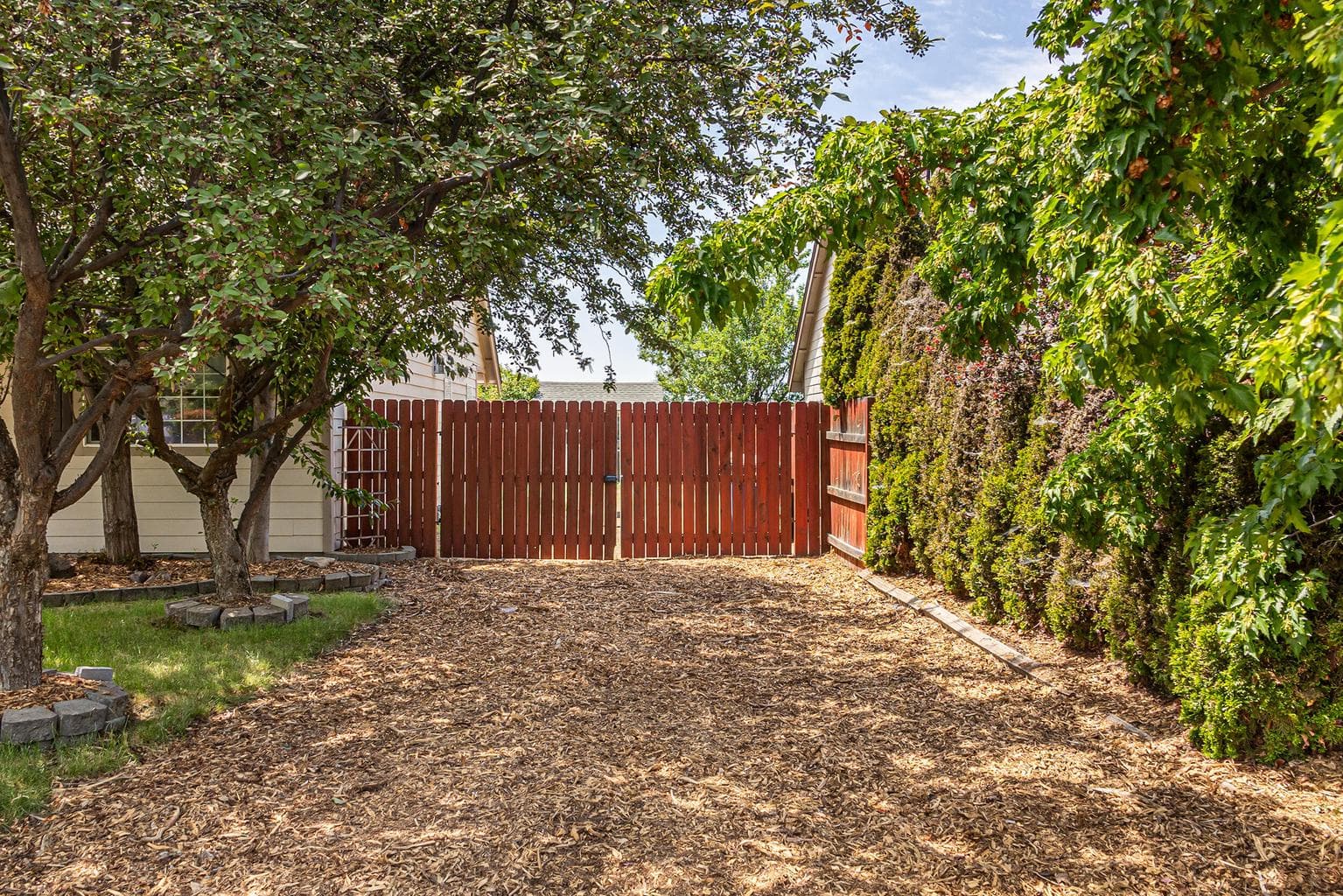 Photo of 2459 NW 22nd Street 35 of 41